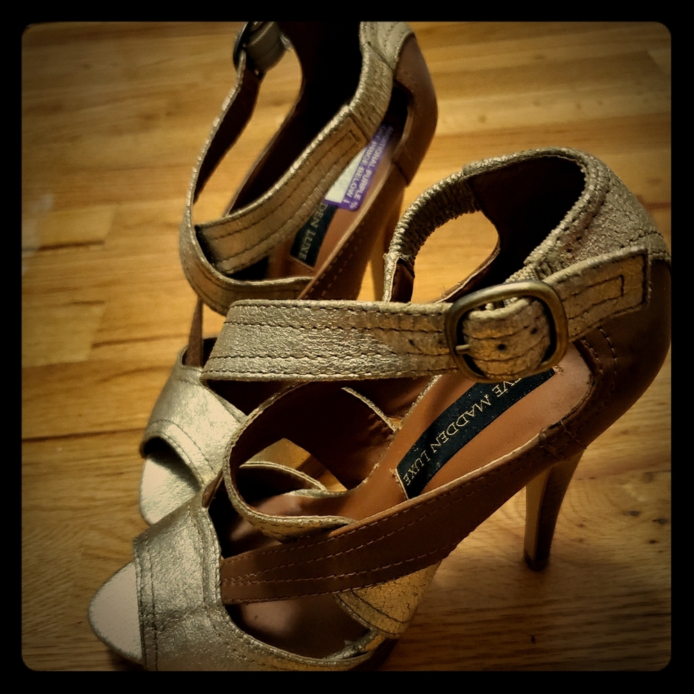 Steve Madden Luxe Cross Strap Brown and Gold Heel